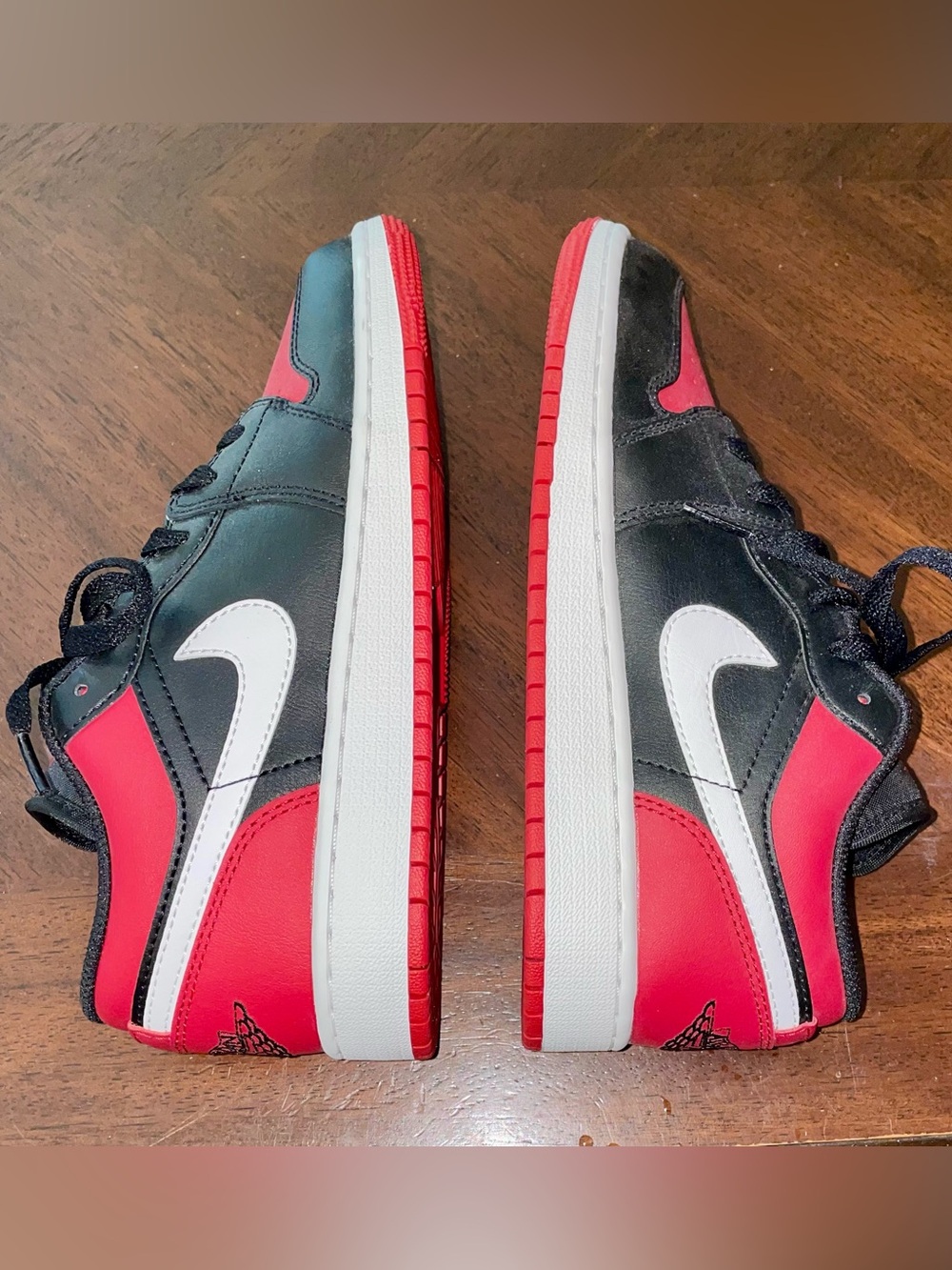 JORDAN 1 LOW SZ 4.5 - Picture 6 of 8